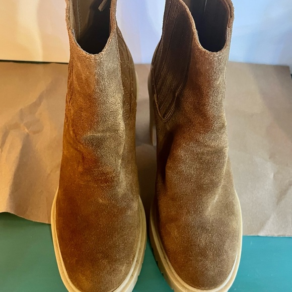7W Dolce Vita Camel Suede Caster H2O “1970’s bootie” - Picture 8 of 9